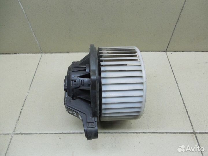 Моторчик отопителя Santa Fe (CM) 2006-2012