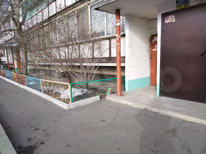 4-к. квартира, 72 м², 2/5 эт.