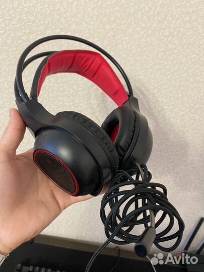 Комплект клавиатура мышь коврик наушники