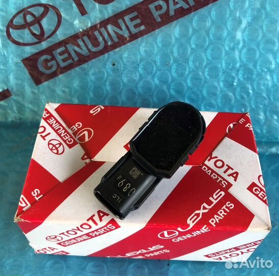 Датчик парковки Toyota Camry 70 2018-2024