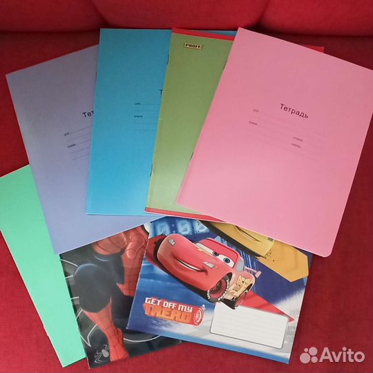 Тетрадь в крупную клетку