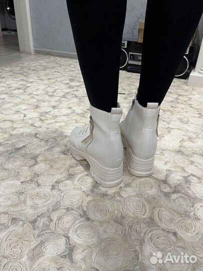 Ботинки демисезонные женские 36 размер