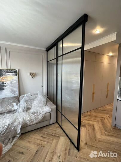 Телескопическая каскадная раздвижная перегородка