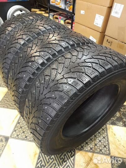 Nokian Tyres Nordman 4 215/65 R16