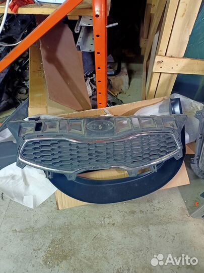 Решетка радиатора Kia Ceed II JD 2012-2015