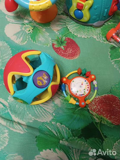 Развивающие игрушки пакетом
