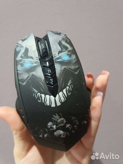 Игровая беспроводная мышь A4Tech R8