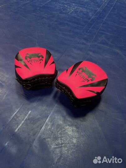 Боксерские тактические лапы Venum elite