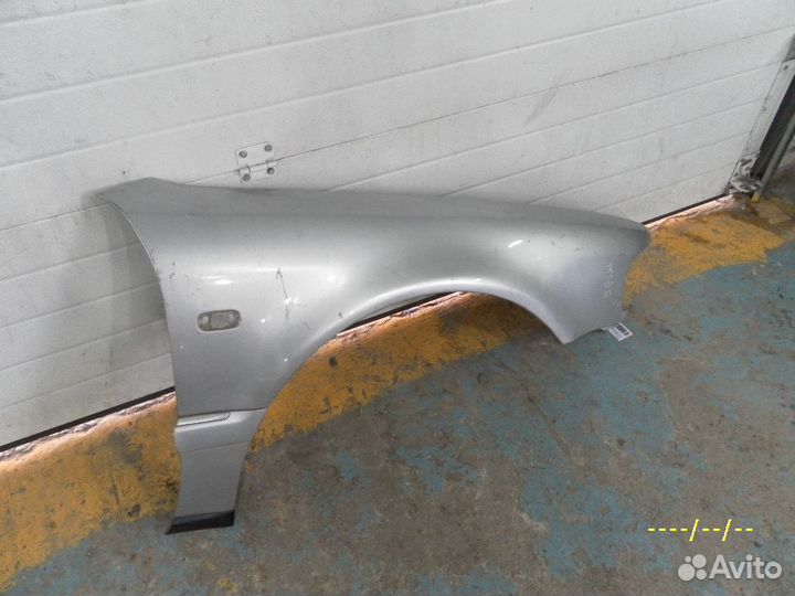 Крыло переднее правое Ауди А8 D2