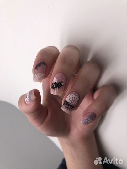 Маникюр, Педикюр