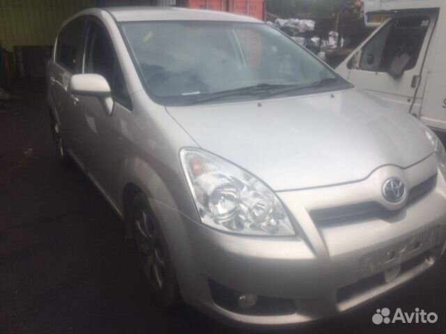 Разбор на запчасти Toyota Corolla Verso