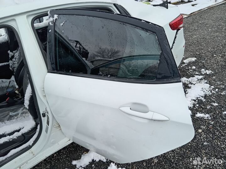 Крышка багажника Hyundai Santa Fe 3 DM