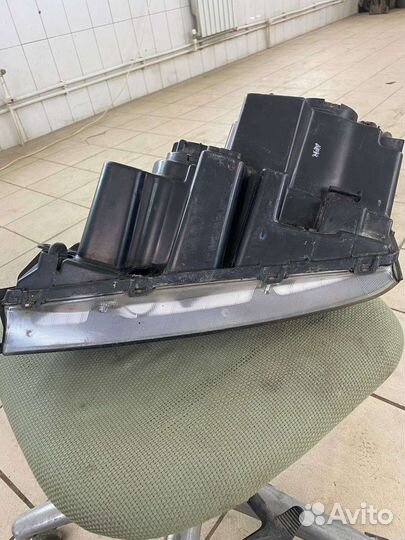 Фары на Kia Sorento 1