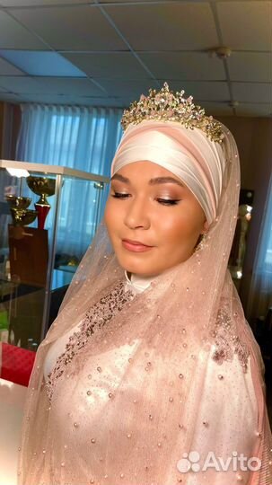 Макияж, повязывание платка, прически, оформление б