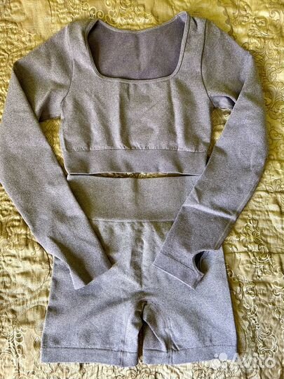 Костюм для фитнеса женский