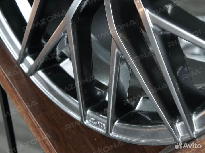 Литые диски Vorsteiner R17 на Toyota. Арт738