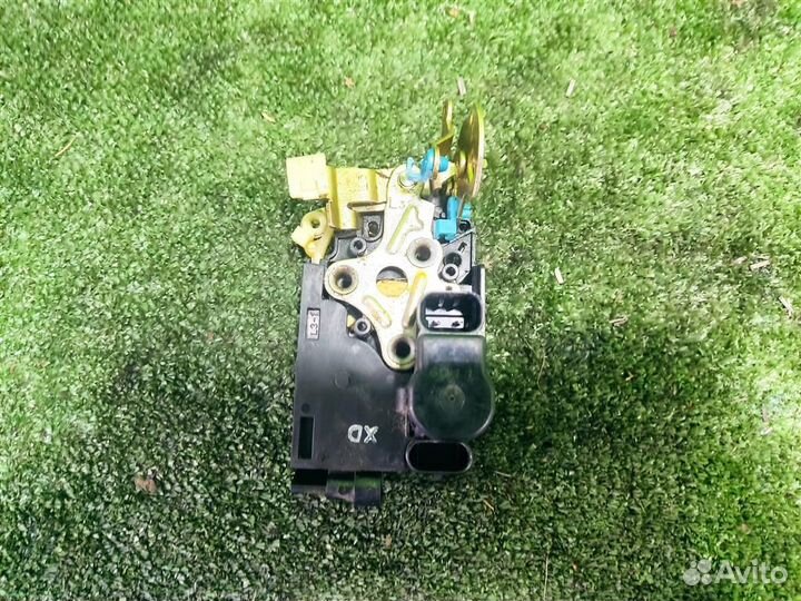 Замок двери передней левой Chevrolet Lacetti 2006