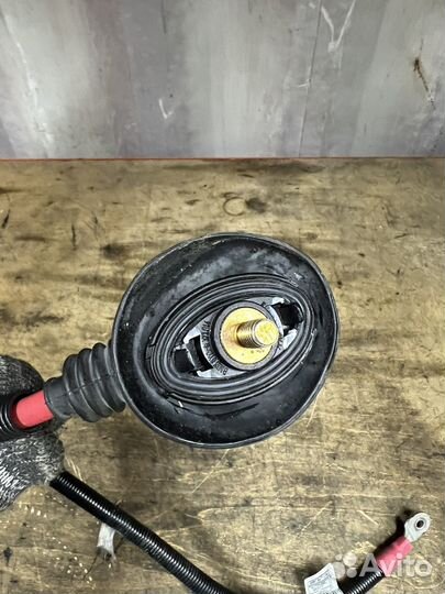 Плюсовой провод BMW X5 E53