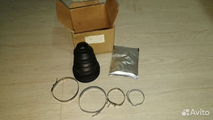 Пыльник шруса внутренний правый