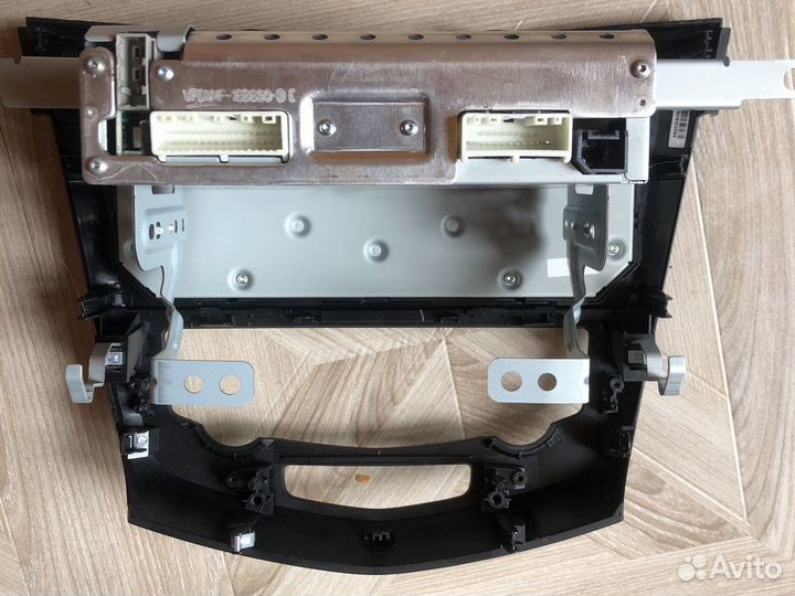 Автомагнитола для Nissan Qashqai и X-trail (штатна