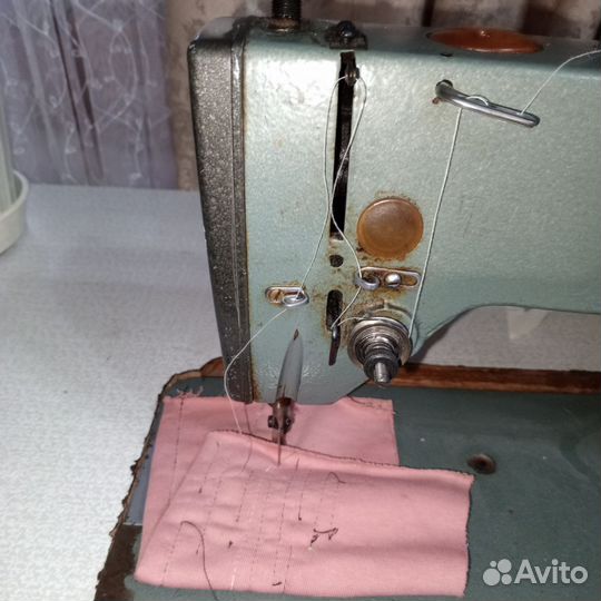 Швейная машинка подольск СССР 1022м