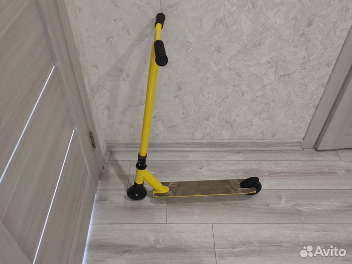 Трюковой самокат