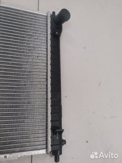 Радиатор охлаждения двигателя Chevrolet Aveo