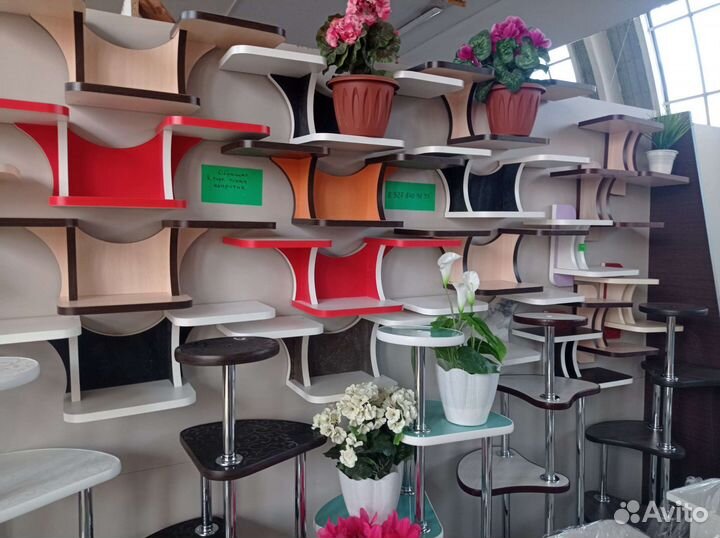 Полки навесные для цветов