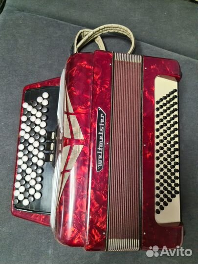 Баян Weltmeister Fionetta