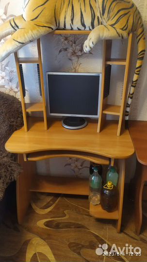 Компьютерный столик бу