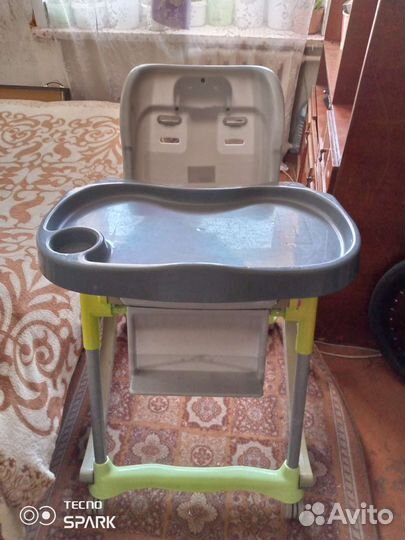 Стульчик для кормления