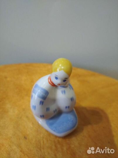 Статуэтка Гадание на ромашке и Майская ночь