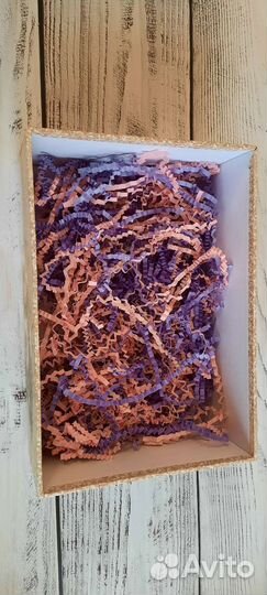 Бумажный гофрированный наполнитель для подарка