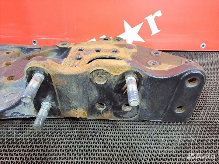 Кронштейн рессоры передней правый камаз 5490