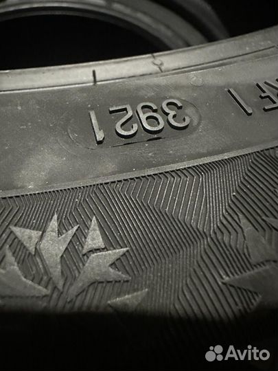 Continental ContiVikingContact 7 275/40 R21 107T