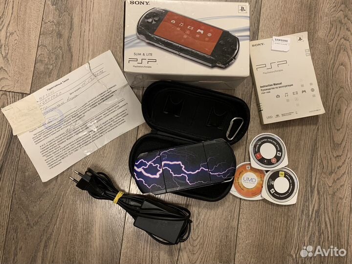 Sony PSP 3008 64gb 400+ игр коробка чек (комплект)