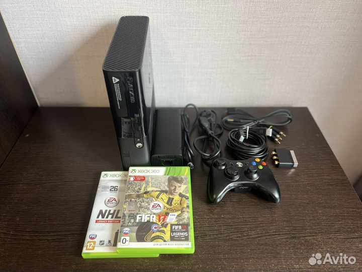 Игровая консоль Xbox 360 Microsoft 500 GB
