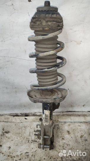 Стойка передняя правая Fiat Punto 3 2007 Фиат 1.4