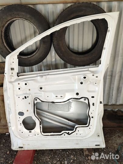 Дверь передняя правая Ford Kuga