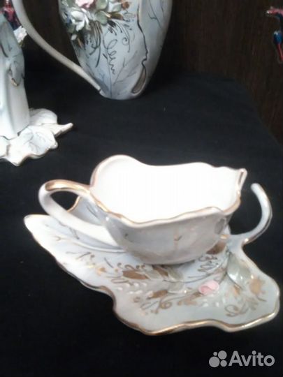 Фарфоровый сервиз ручной работы в подарок