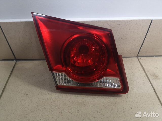 Фонарь задний левый в крышку Chevrolet Cruze круз