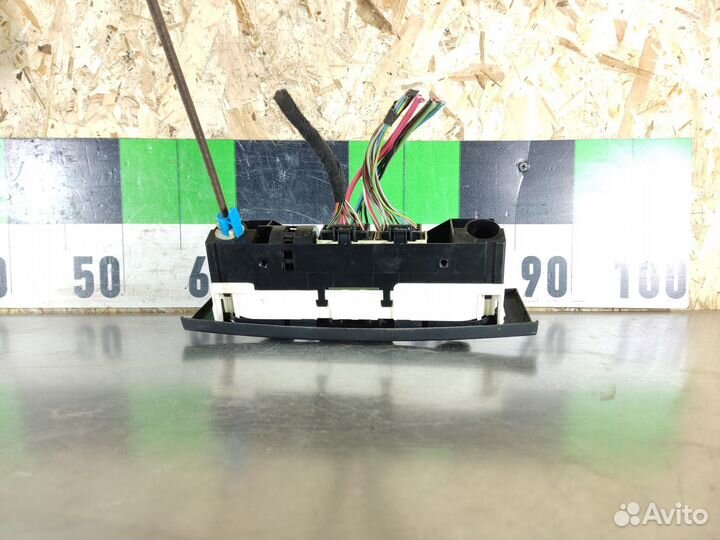 Блок управления отопителя климатической установки