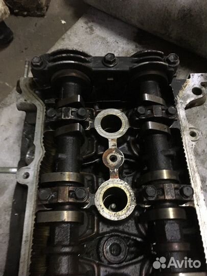 Головка блока цилиндров (Toyota Corolla)