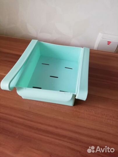 Полочка контейнер для холодильника