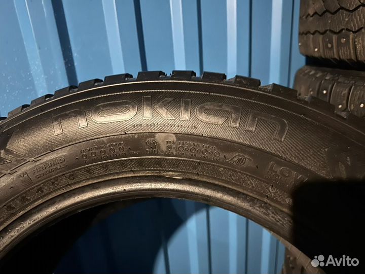 Nokian Tyres Hakkapeliitta 8 SUV 215/65 R17