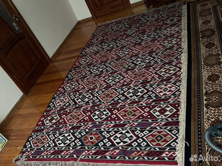 Ковер килим