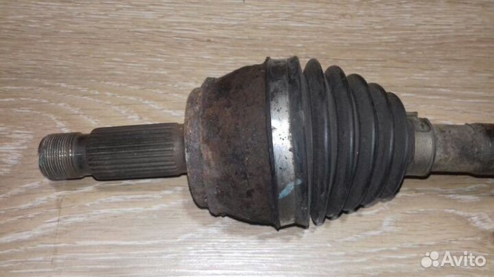 Полуось задний Mercedes-Benz Vito W639 2004