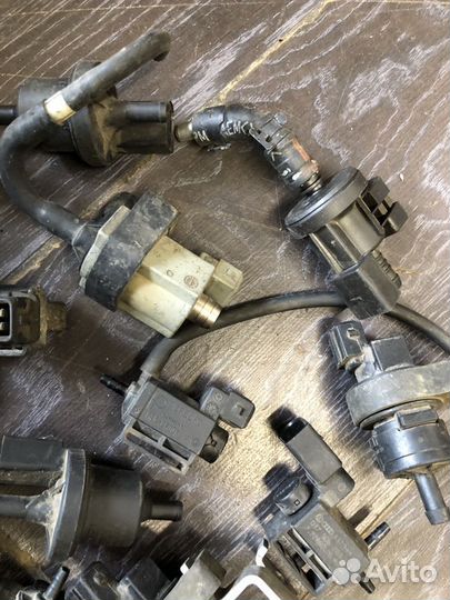 Клапан электромагнитный Audi Volkswagen