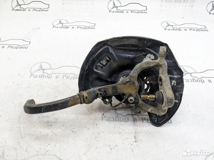 Кулак поворотный передний левый w211 E-class 64