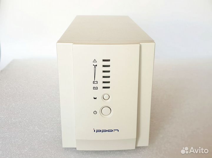 Ippon Smart Power PRO 2000